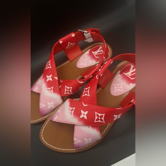 Louis Vuitton Sandals - Picture 2 of 5